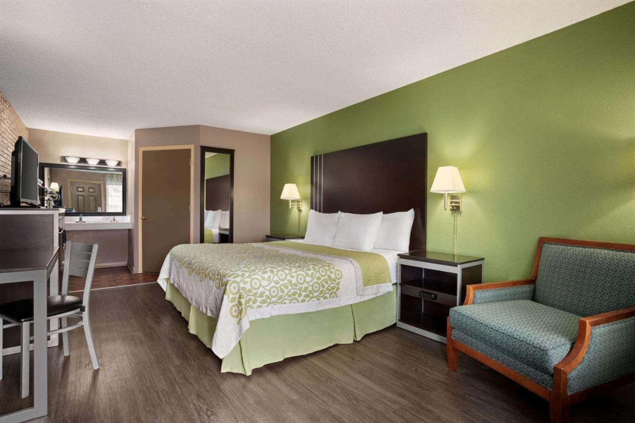 Days Inn By Wyndham Hardeeville/ I-95 State Line Zewnętrze zdjęcie