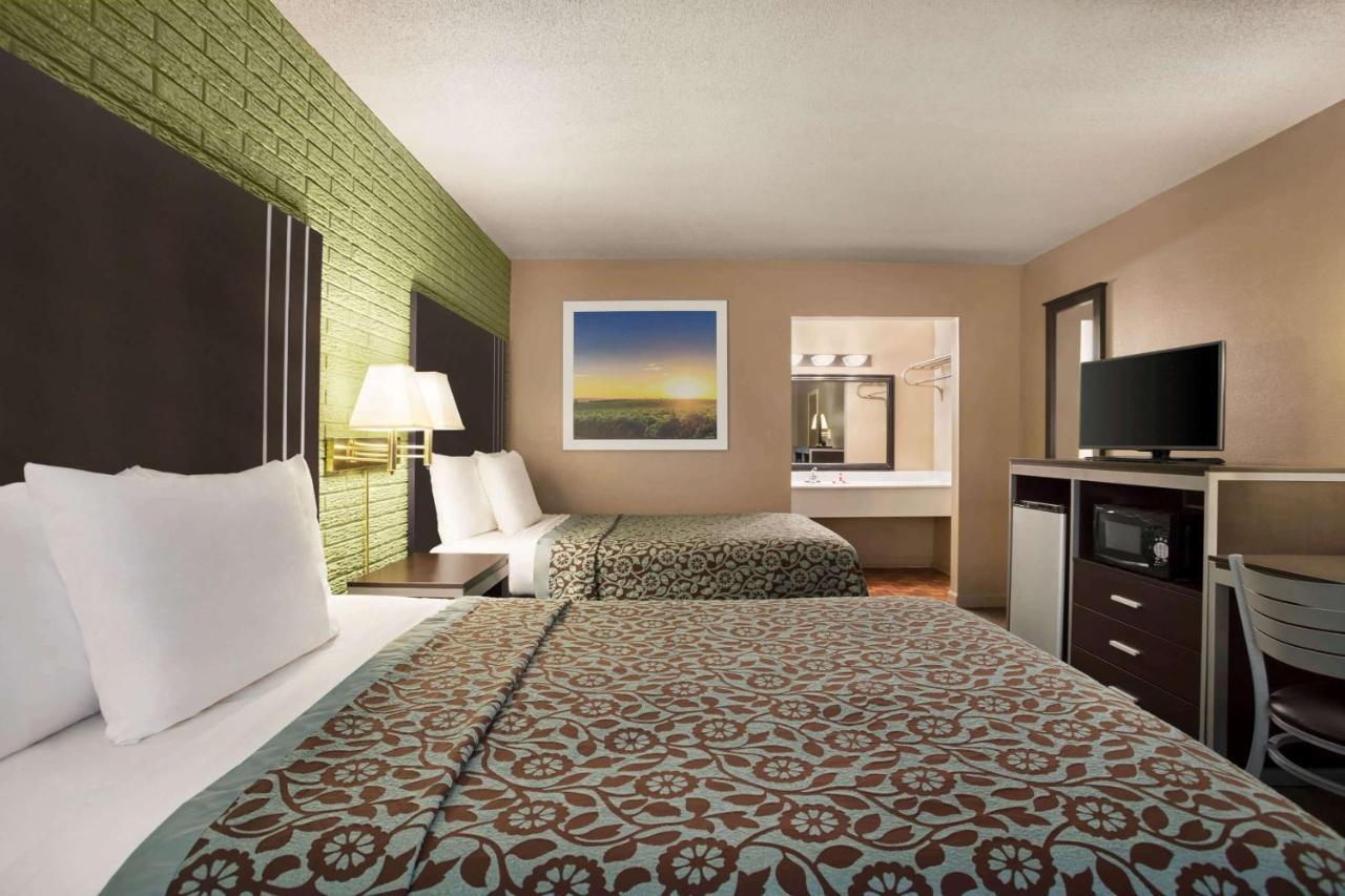 Days Inn By Wyndham Hardeeville/ I-95 State Line Zewnętrze zdjęcie