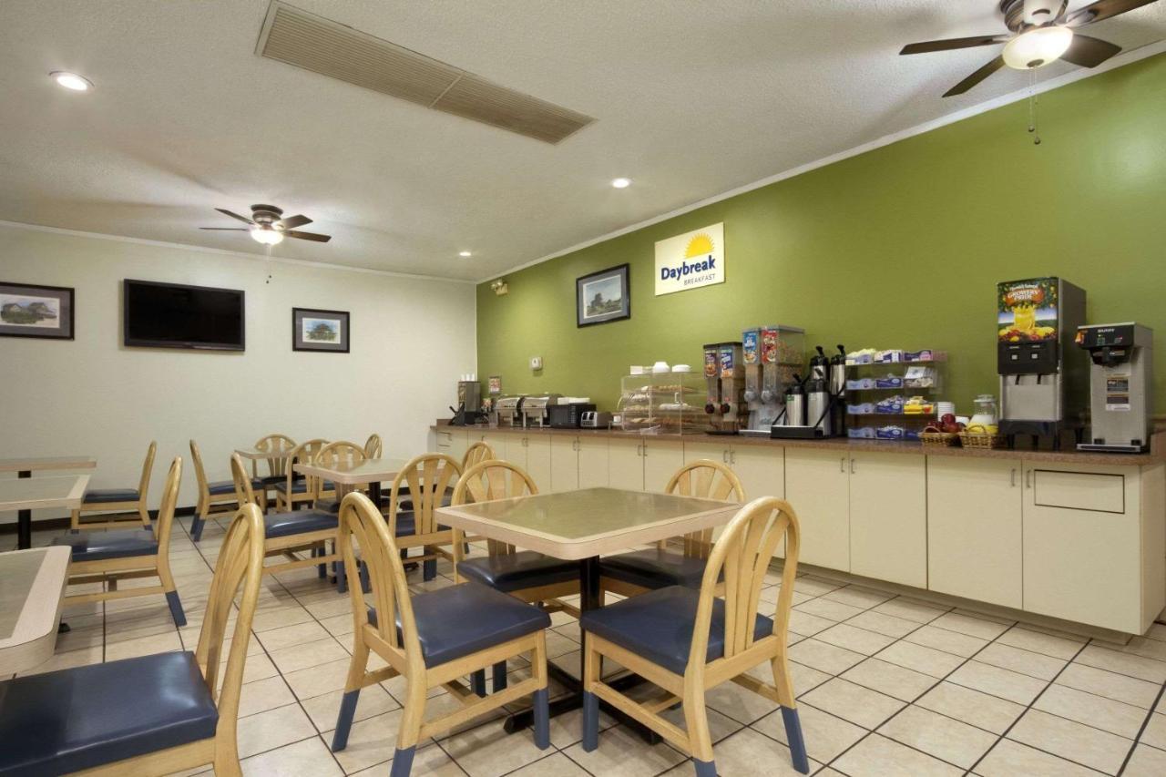 Days Inn By Wyndham Hardeeville/ I-95 State Line Zewnętrze zdjęcie